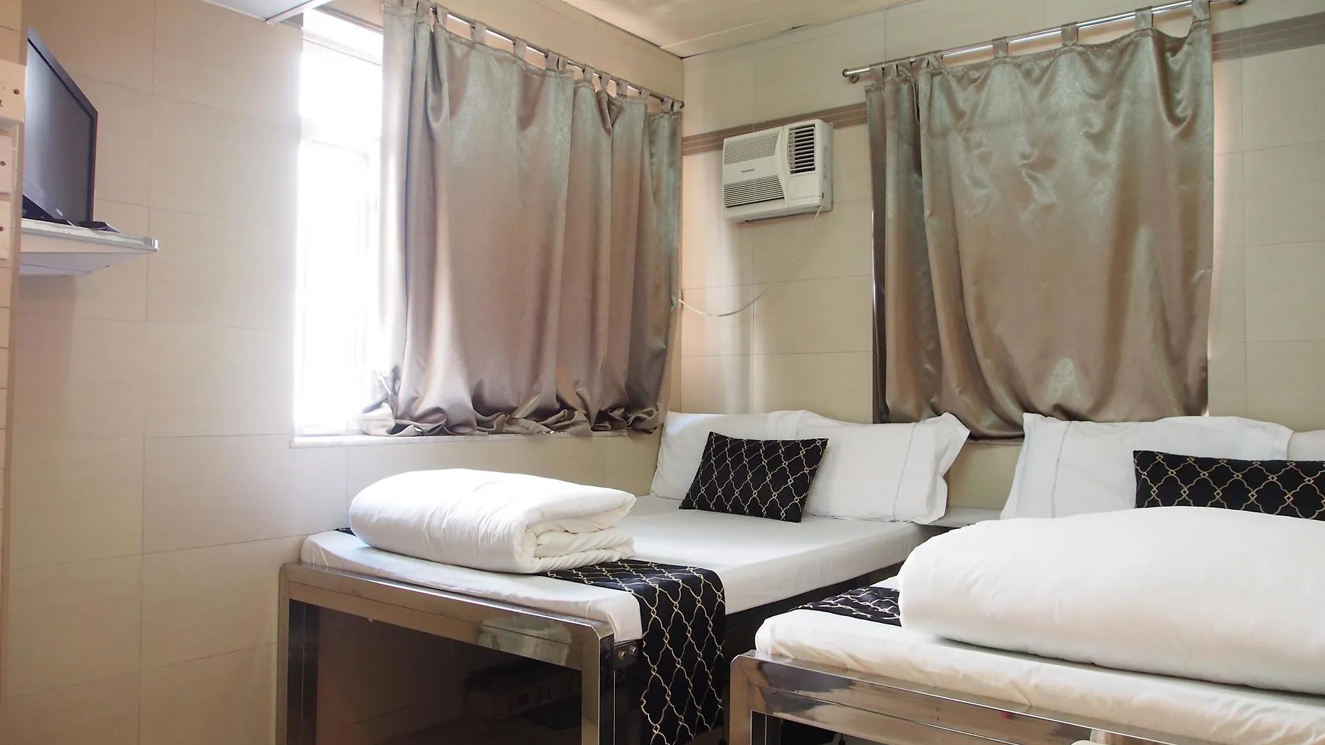 New Grand Guest House Hong Kong 0*,  China